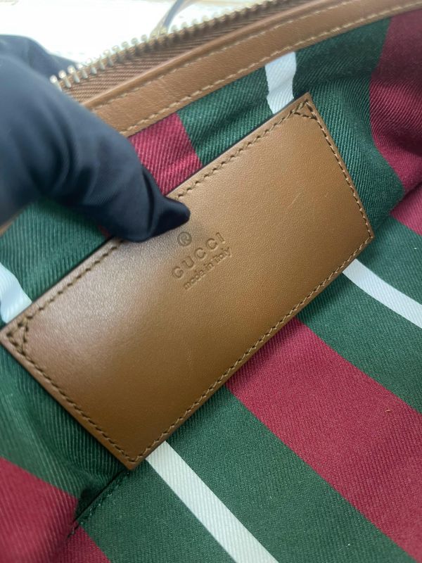 【95成新】GUCCI GG EMBLEM 小型肩背包 