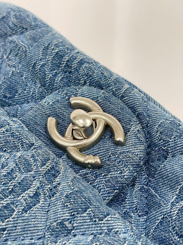 【95成新】CHANEL 23P 單寧山茶花愛心扣方胖 