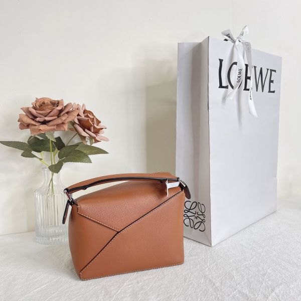 【12期0利率】LOEWE MINI  PUZZLE 焦糖色【24年台灣購證】【99成新】 