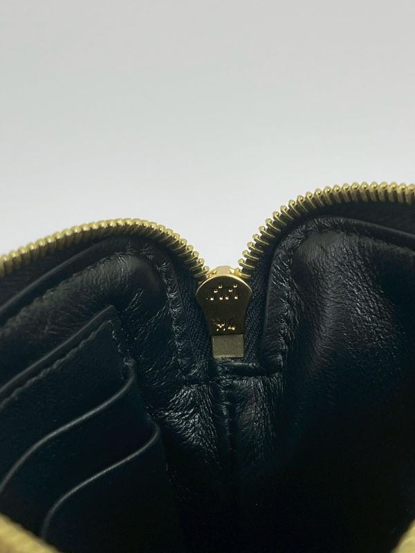 【95成新】CELINE C Charm 絎縫小牛皮零錢包 