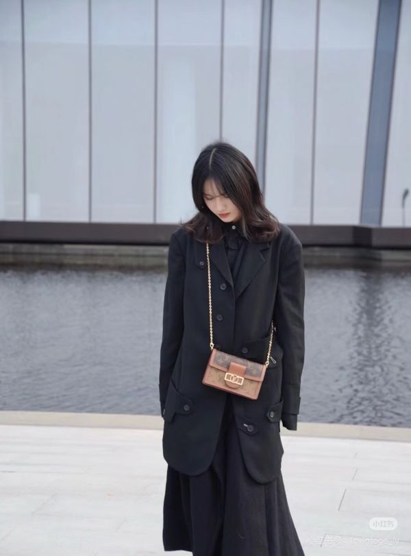 【分期0利率】LV Dauphine 鏈帶錢包【9成新】 