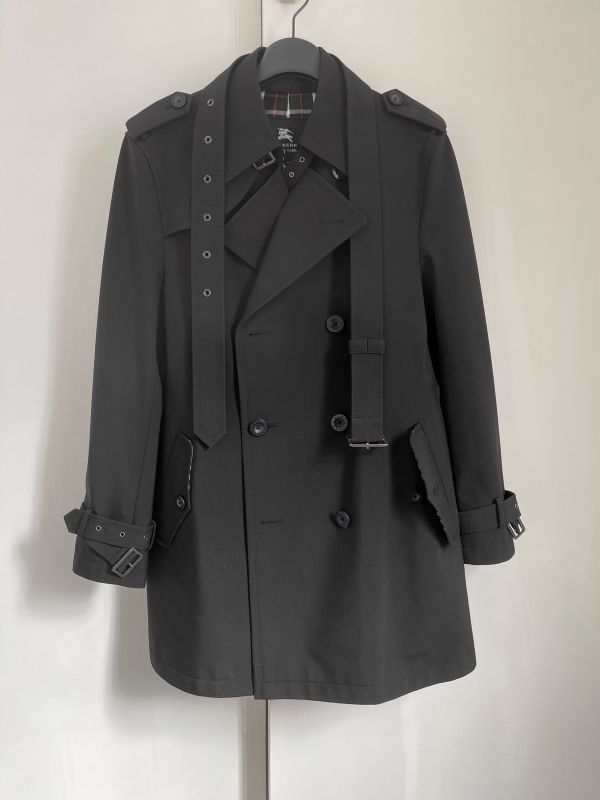 【分期0利率】BURBERRY 黑標內裏格紋風衣外套【95成新】 
