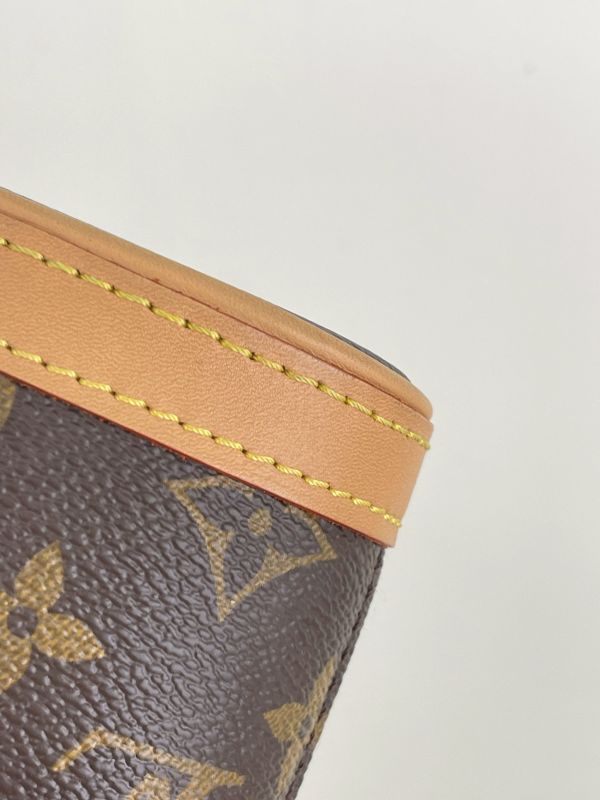 【分期0利率】LV  薯條手機包【9成新】 