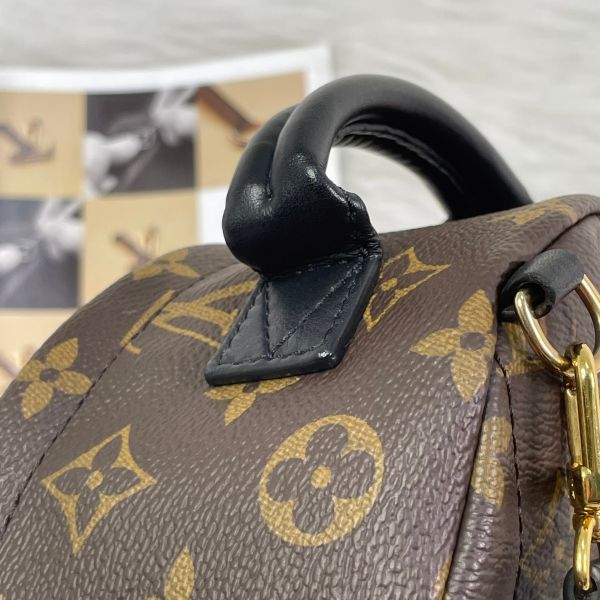 【95成新】【12期0利率】LV Palm Springs Mini M44873 