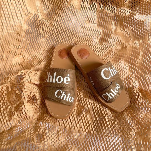 【12期0利率】【全新品】Chloé  橄欖綠繃帶字母拖鞋 現金價9300 