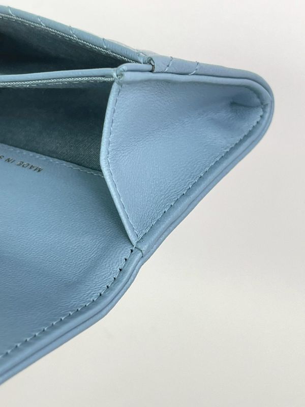 【未使用閒置品】CHANEL BOY山形紋翻蓋卡包 