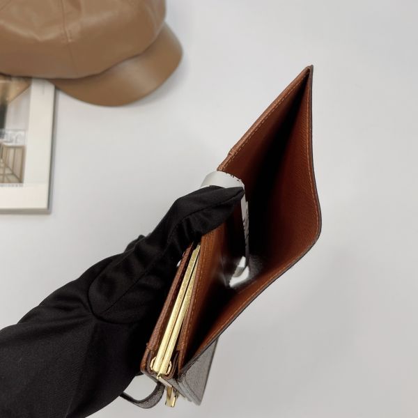 【12期0利率】LV  VTG老花零錢蝴蝶扣中夾【95成新】 