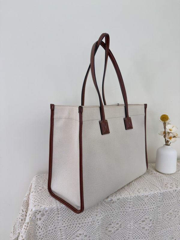 【分期0利率】BURBERRY Freya 托特包 小號【95成新】 