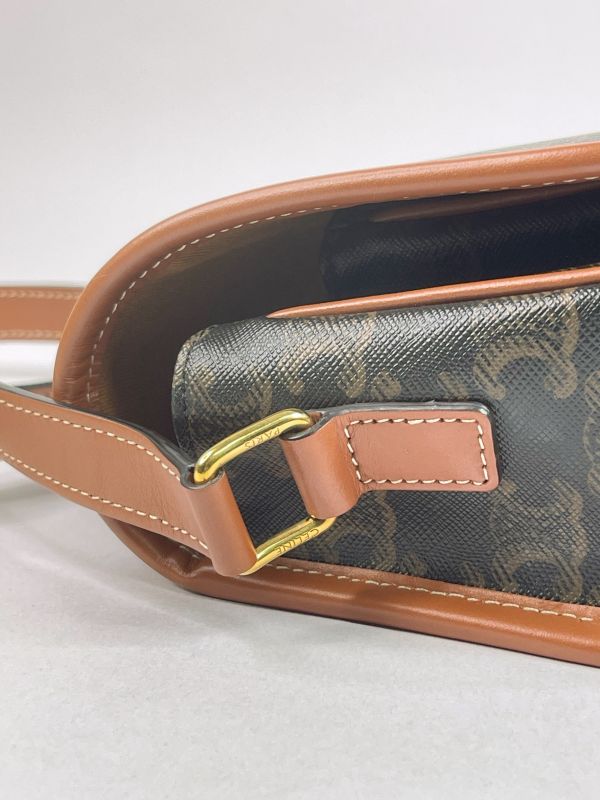 【分期0利率】CELINE Triomphe帆布中型Folco手袋 【95成新】 