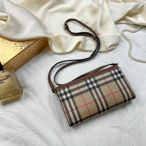 【12期0利率】BURBERRY 全皮翻蓋內裡格紋WOC【95成新】 