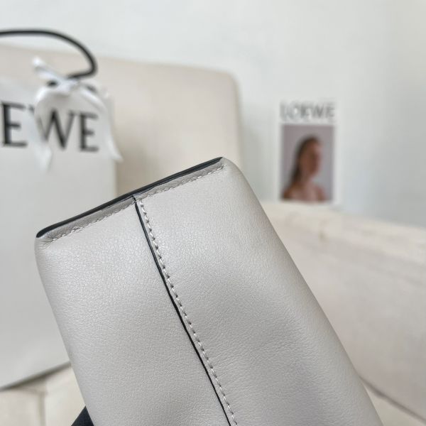 【12期0利率】LOEWE MINI Flamenco clutch【23年3月英國購證】【95成新】 