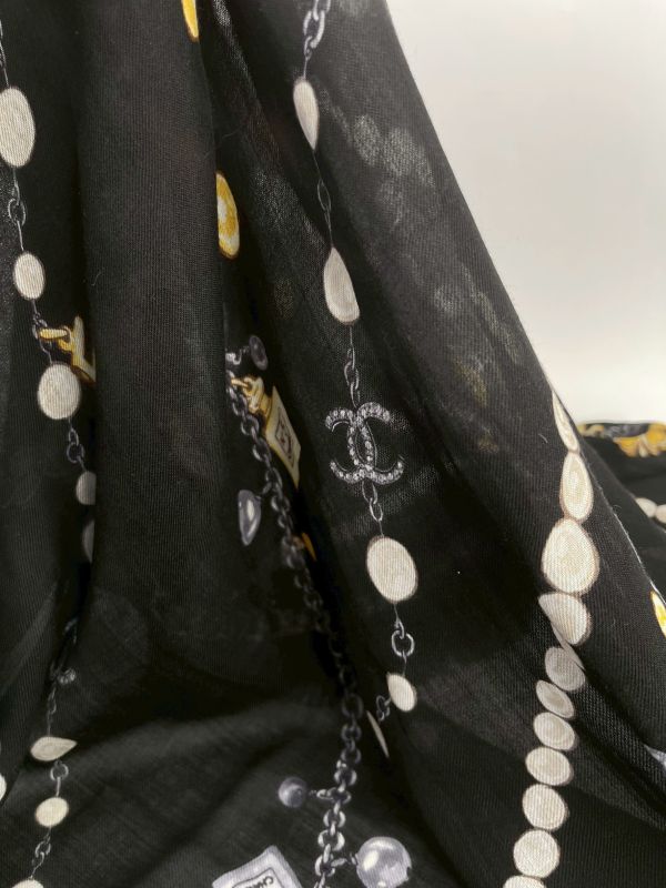 【95成新】CHANEL 25B  NO.5香水方形披肩 