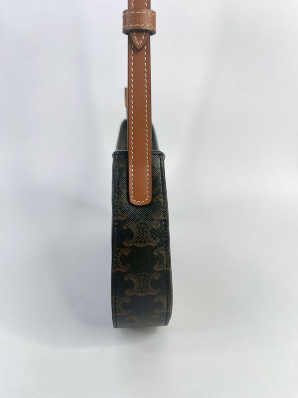 【未使用閒置品】CELINE TILLY 腋下包 中號 