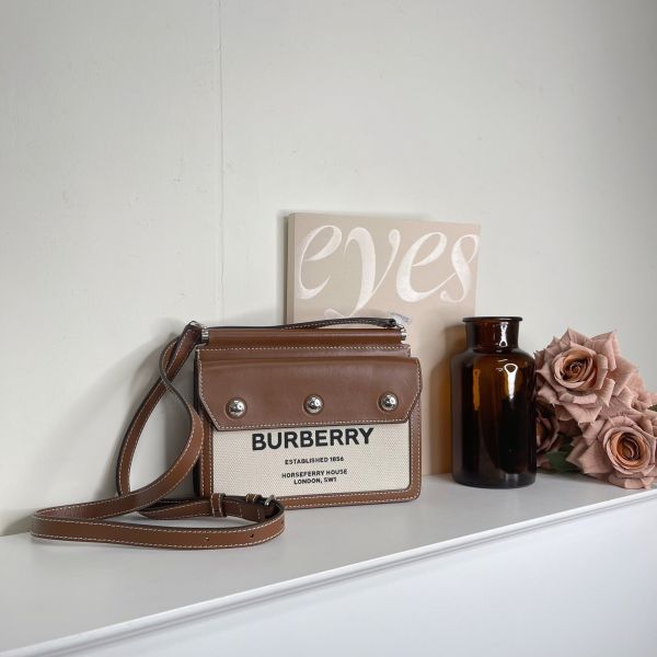 【12期0利率】BURBERRY MINI HORSEFERRY斜背包【99成新】 