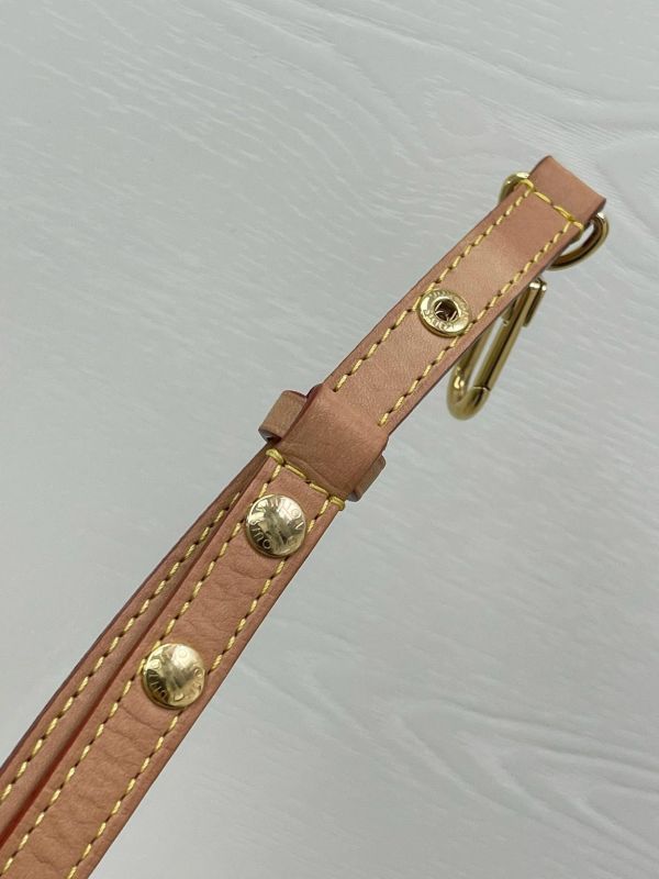 【9成新】LV Néonoé BB 