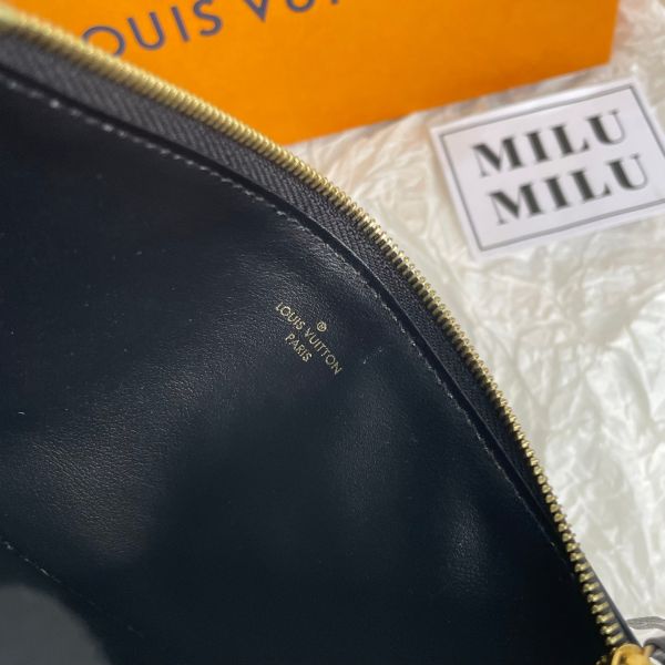 【9.9成新】【12期0利率】LV 對皮革比色子母三合一黑/奶字-舊款，非絨布 