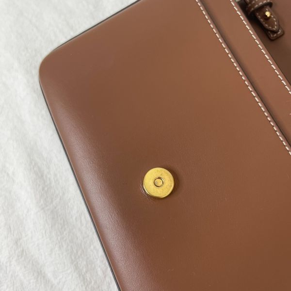 【12期0利率】BURBERRY 印花帆布及皮革翻蓋斜背包【95成新】 