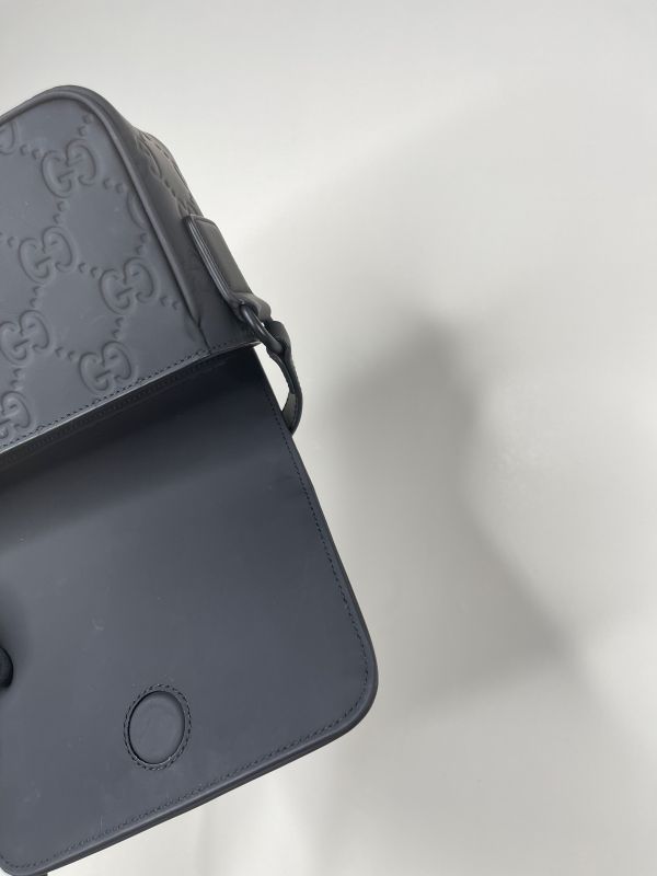 【分期0利率】GUCCI 黑色皮革GG超迷你側背包【99成新】 