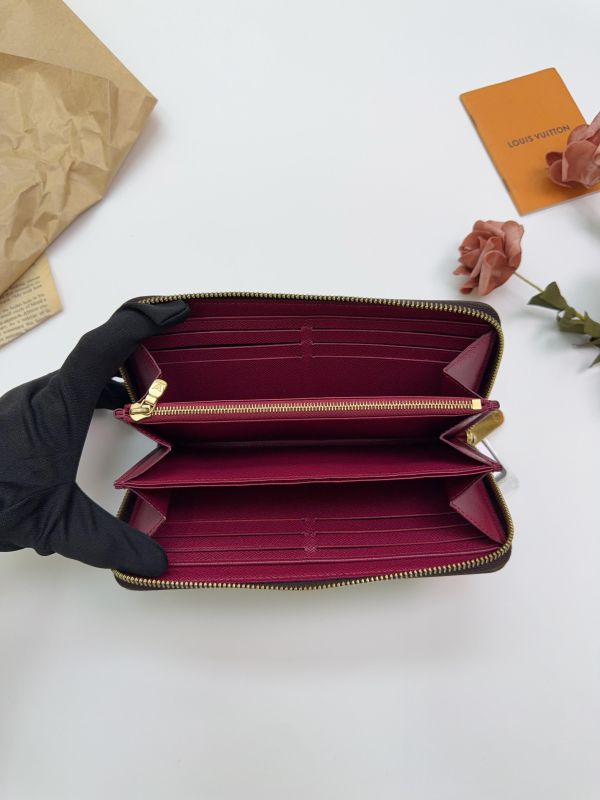 【85成新】LV ZIPPY Monmgram拉鏈長夾 紫紅色 