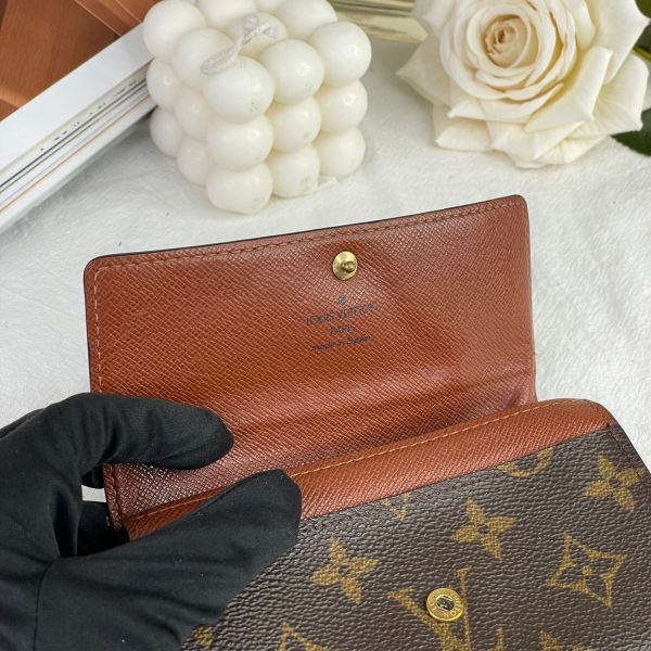 【現金價3980】LV VTG 老花對折中夾【75成新】【僅限匯款】 