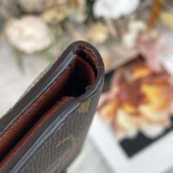 【12期0利率】LV Victorine 老花三折短夾【95成新】 