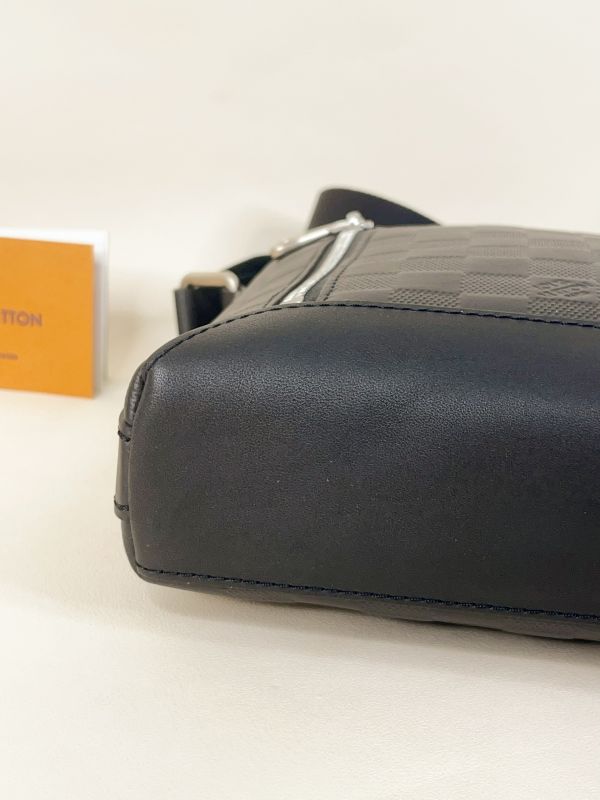 【分期0利率】LV Apollo BB 郵差包 【95成新】 