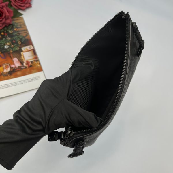 【12期0利率】LV Trio 郵差包【24年3月韓國購證】【99成新】 