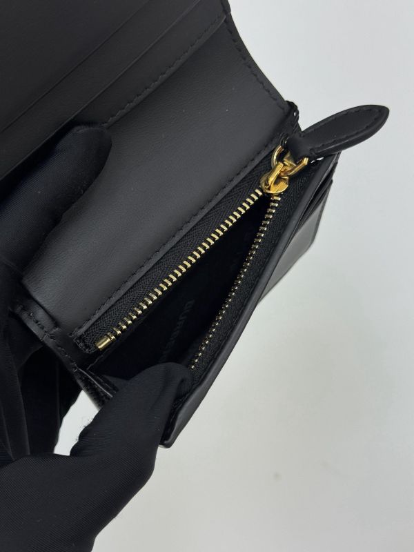 【95成新】BURBERRY TB 對開短夾 