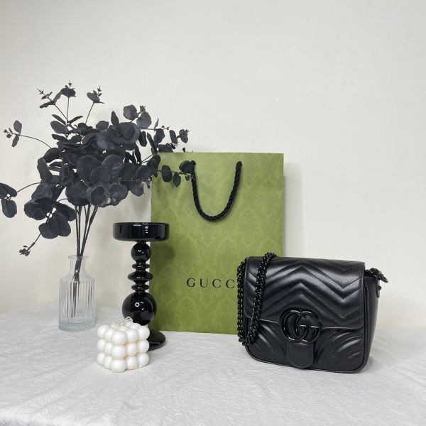 【12期0利率】GUCCI  GG Marmont絎縫迷你手提袋(方胖馬夢) 【9成新】 