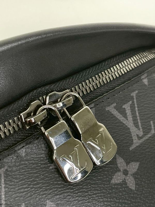 【95成新】LV Discovery PM 腰包 