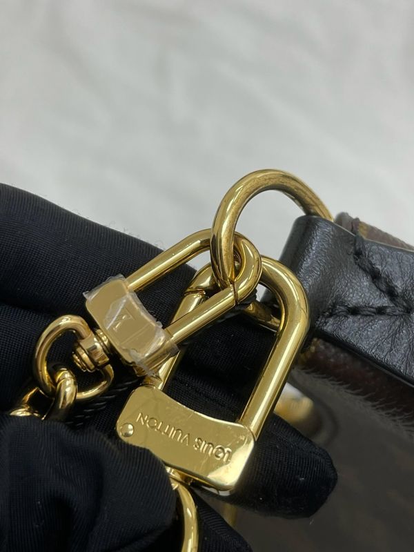 【9成新】LV Boulogne牛角包 