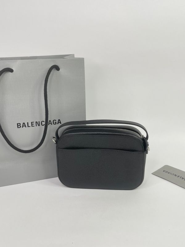 【分期0利率】BALENCIAGA EVERYDAY 相機包 XS【95成新】 