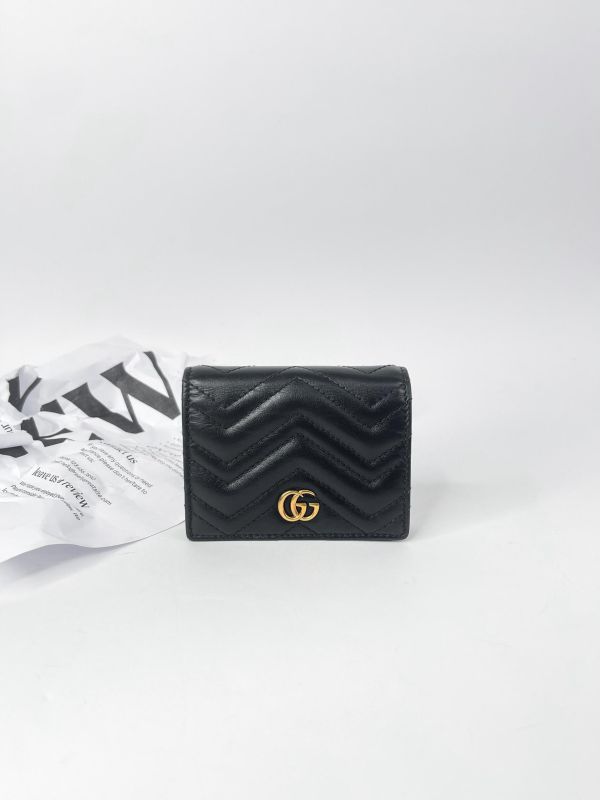 【9成新】GUCCI Marmont 愛心兩摺拉鍊零錢袋短夾 