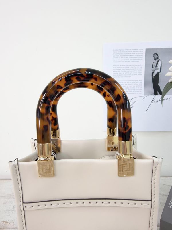 【99成新】FENDI 迷你 Sunshine 琴譜包 