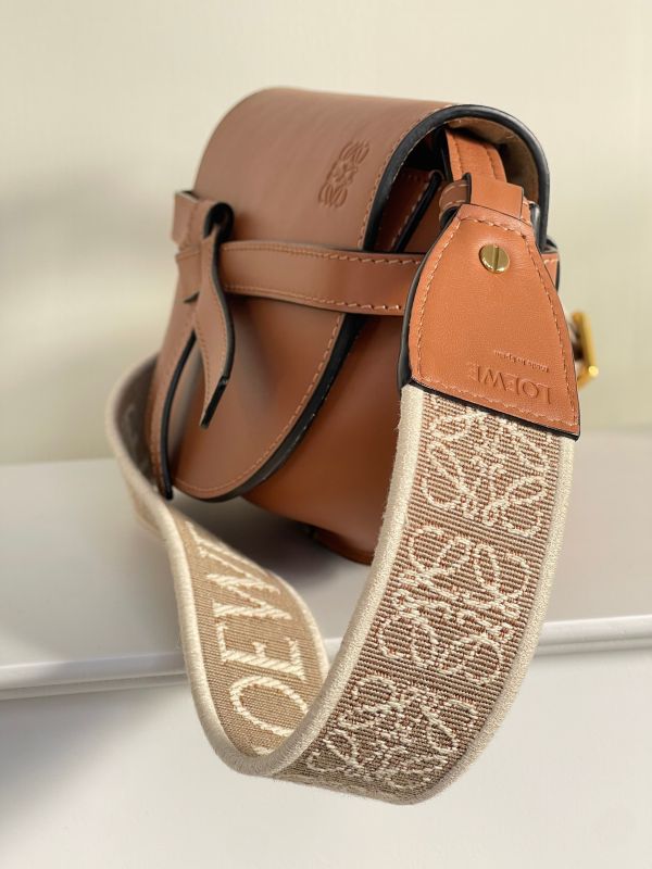 【分期0利率】LOEWE MINI GATE 雙層包 焦糖【92成新】 