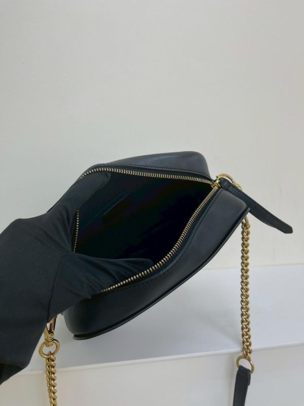 【9成新】FENDI 老花相機包 