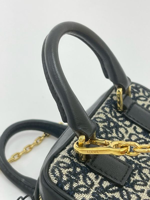 【95成新】LOEWE NANO ANAGRAM BAG 