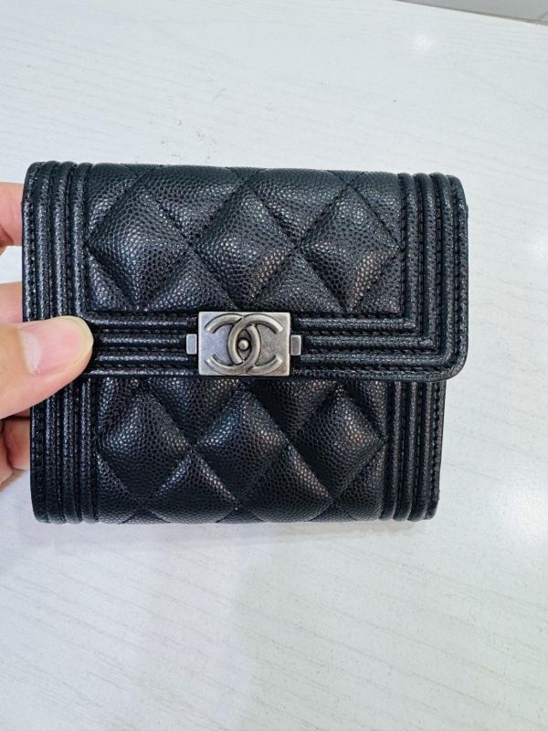 【閒置新品】CHANEL BOY 背面拉鍊 三折短夾 