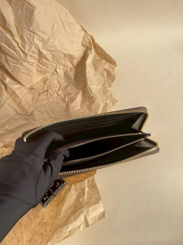 【未使用閒置品】LV Clémence 錢包 