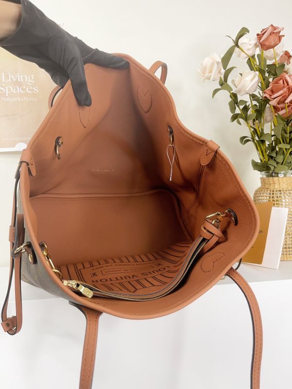 【分期0利率】LV Neverfull Inside Out MM【全新品】 