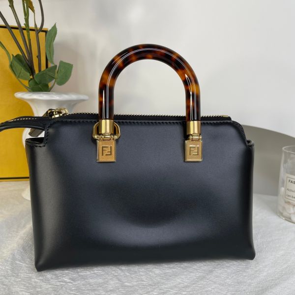 【12期0利率】FENDI BY THE WAY 迷你【99成新】 