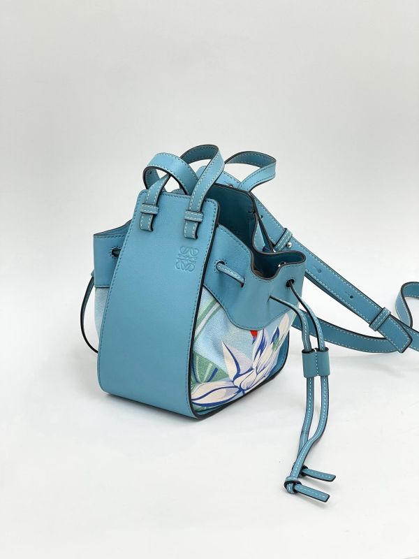 【95成新】LOEWE Mini Hammock 小牛皮 