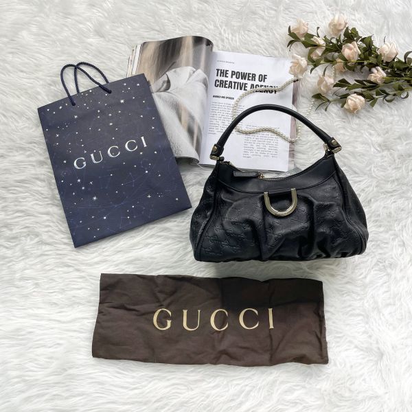 【12 期0利率】GUCCI 雙G壓紋牛皮半月水餃腋下包【9成新】【現金價15000】 