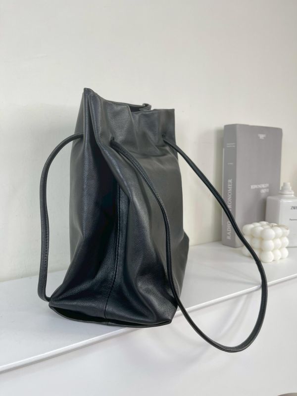 【9成新】PRADA 束口水桶包 