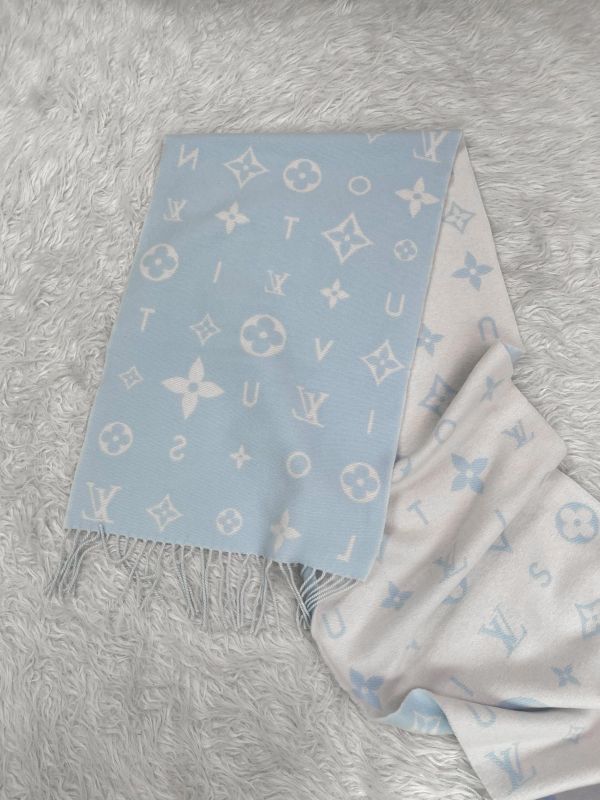 【全新品】LV Reykjavik Cloud 圍巾 