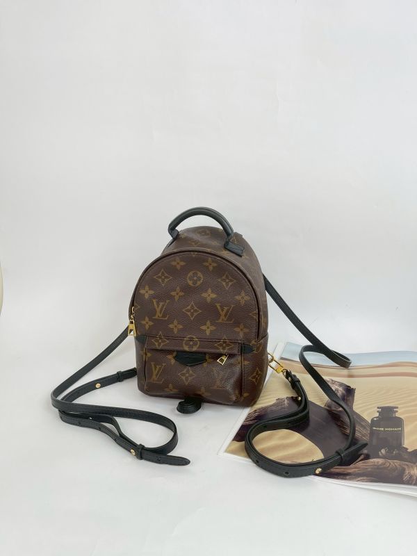 【分期0利率】LV Palm Springs Mini 【9成新】 