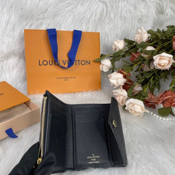 【95成新】【12期0利率】LV 黑色皮革壓紋三折短夾黑色 