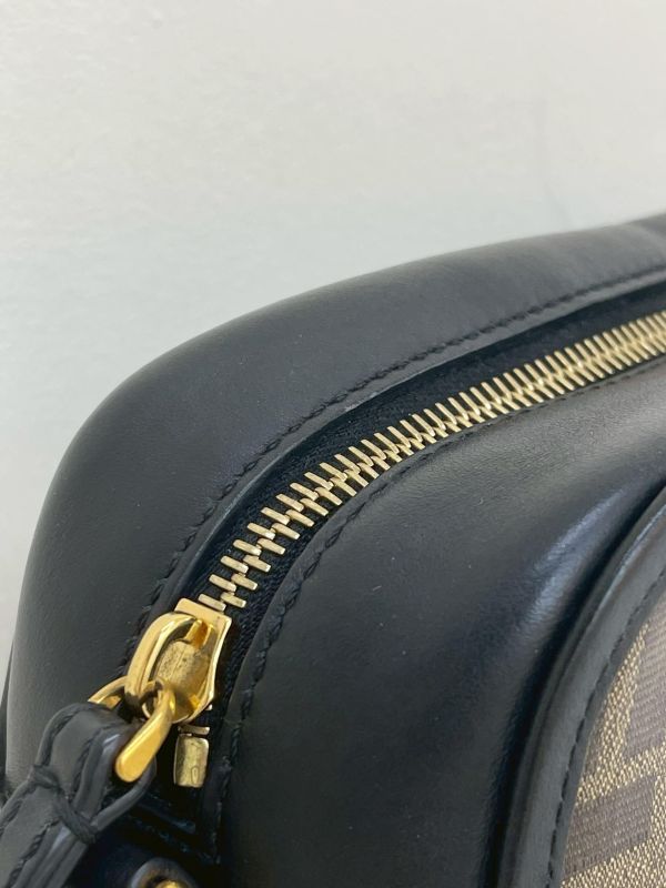 【9成新】FENDI 老花相機包 