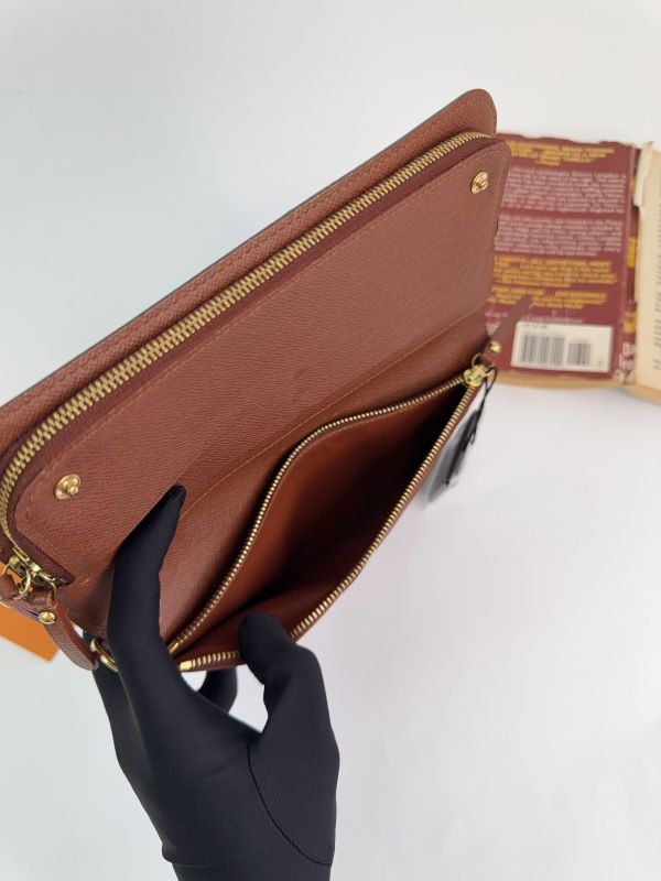 【9成新】LV Insolite 雙拉鍊對開長夾 
