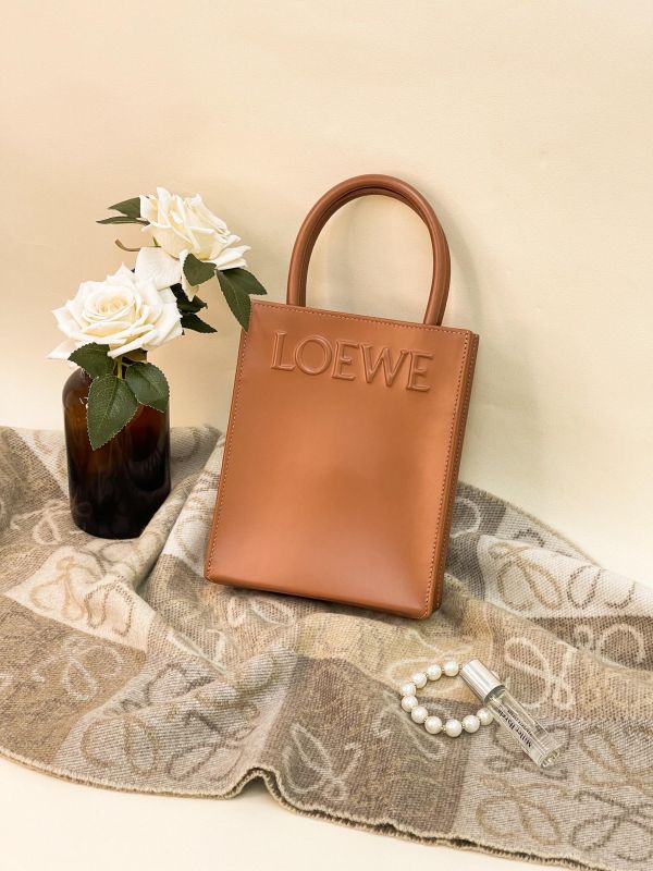 【95成新】LOEWE STANDARD A5 TOTE 